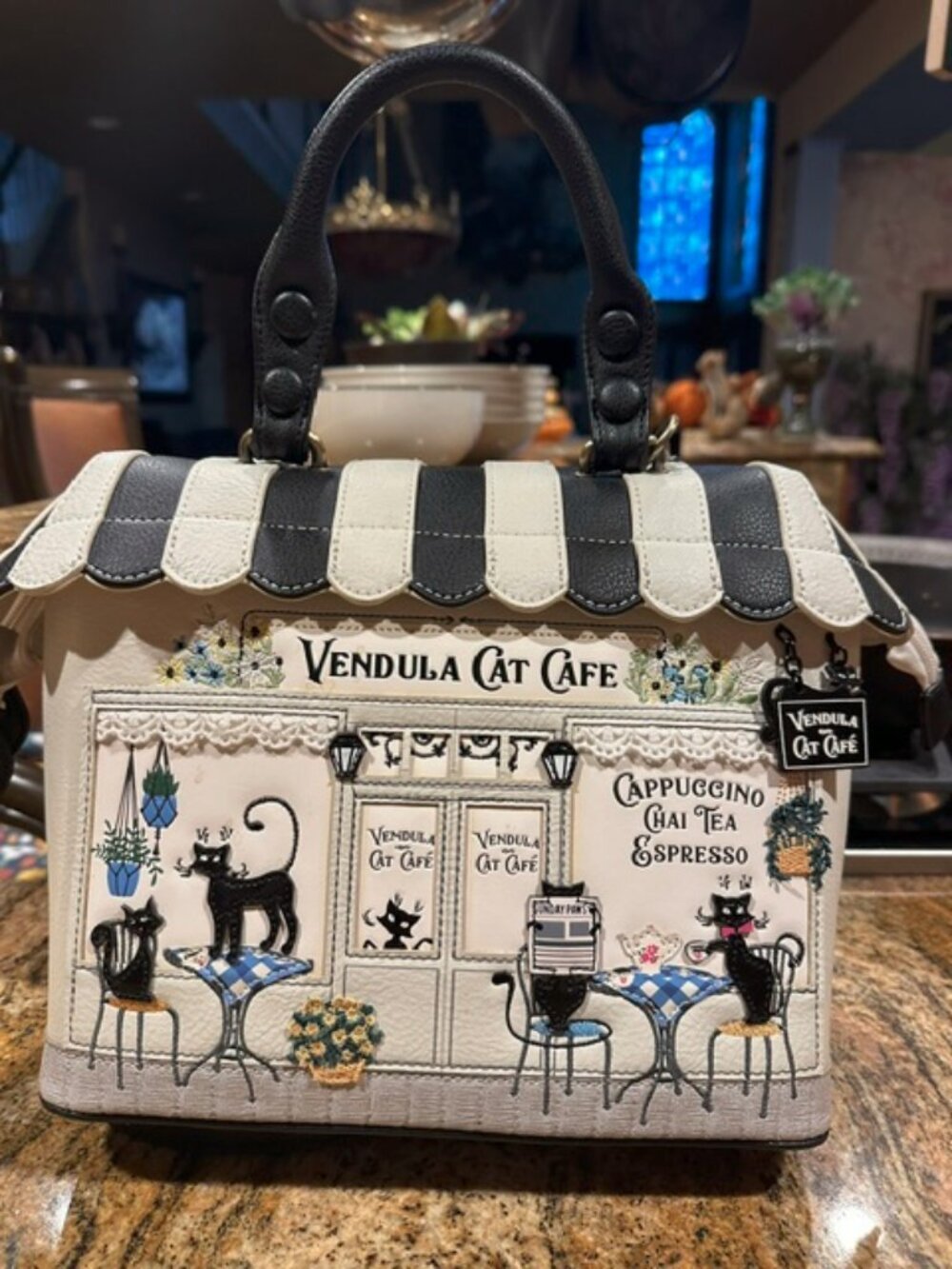 Vendula London Excellent Condition Cat Cafe